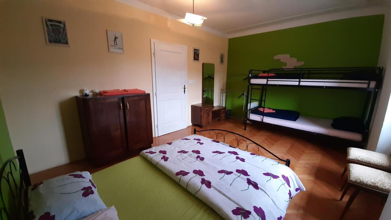 Residence Muzica Bed and Breakfast Komen Exterior foto